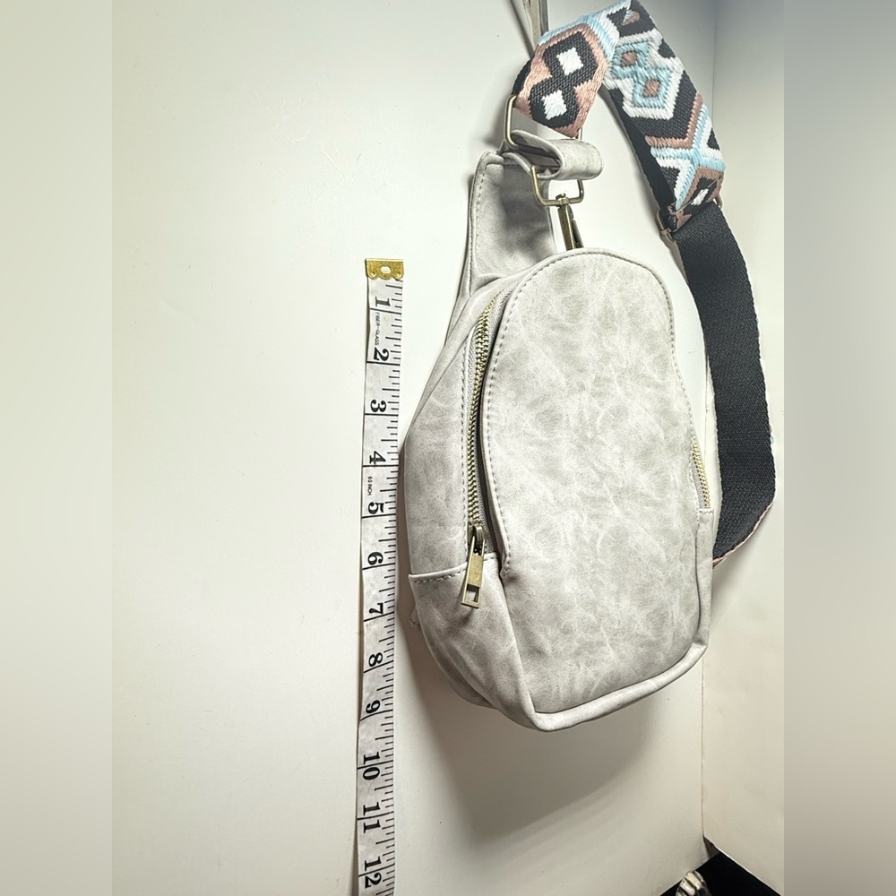 Gray Crossbody Bag with Patterned Strap - Picture 5 of 8
